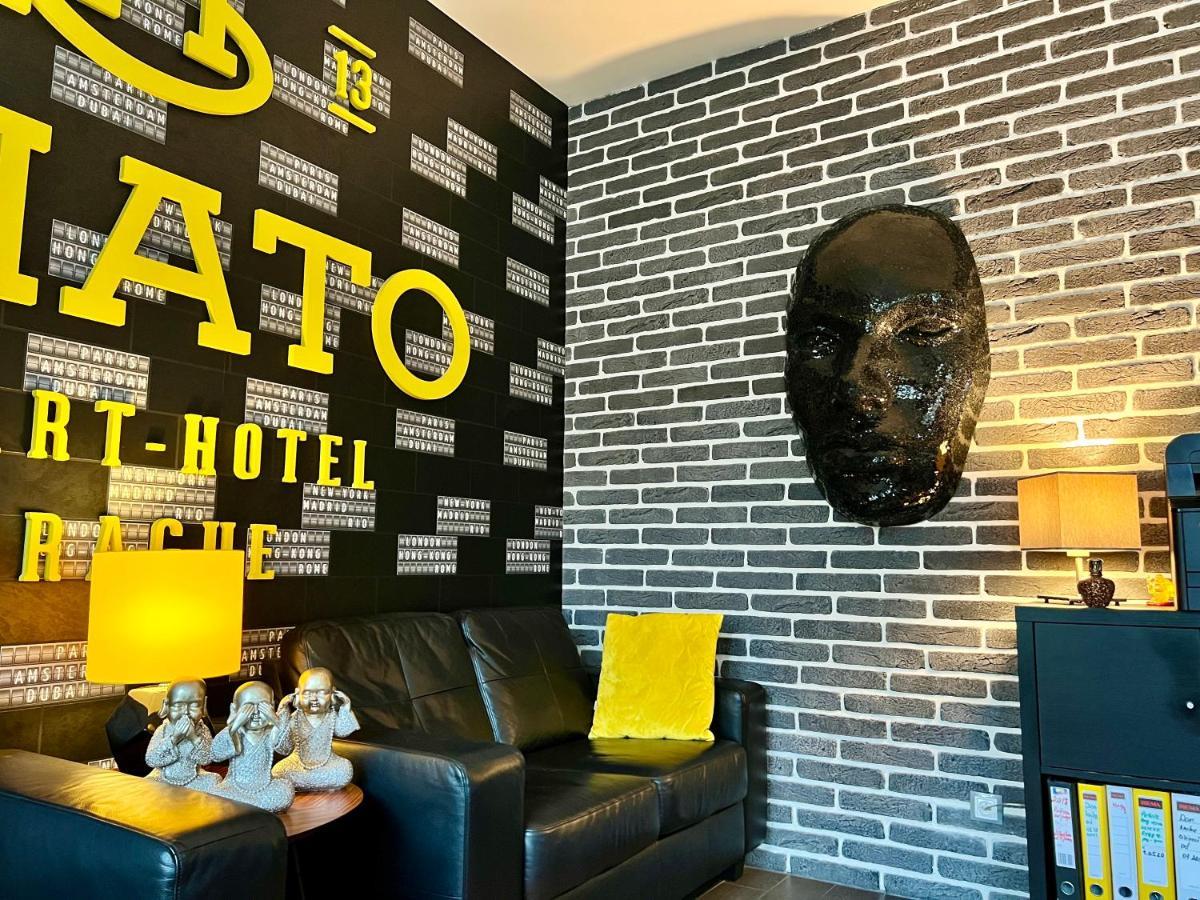 Hotel Shato Gesson Прага Екстериор снимка
